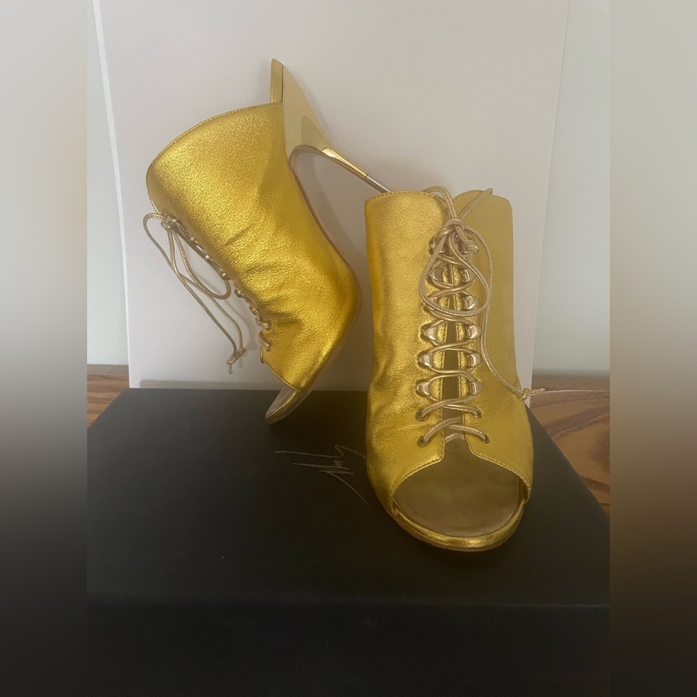 Giuseppe Zanotti booties - Picture 6 of 11
